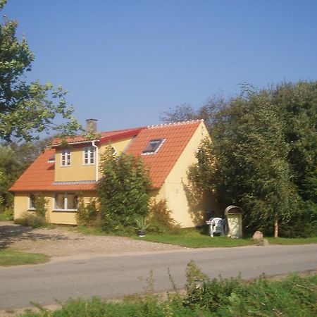 Country House Karby Экстерьер фото